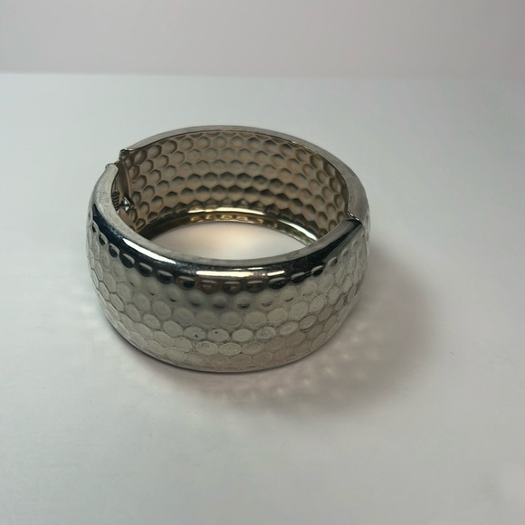 Silver cuff bracelet easy on off 1 1/4” thick - Picture 1 of 8